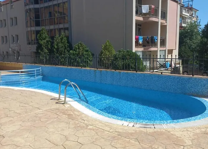 Apartman Cozy 150m From The *